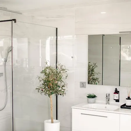 La Sala Puerto Banus