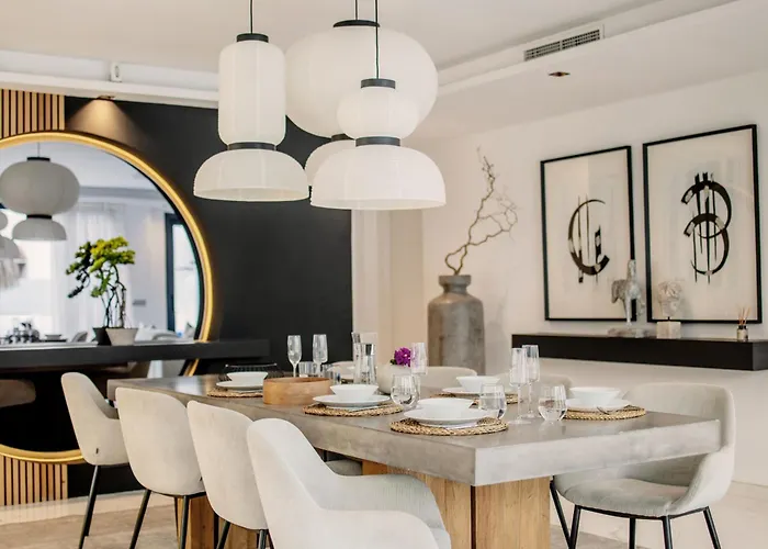 La Sala Puerto Banus 马尔韦利亚
