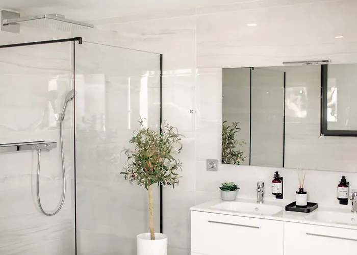 La Sala Puerto Banus